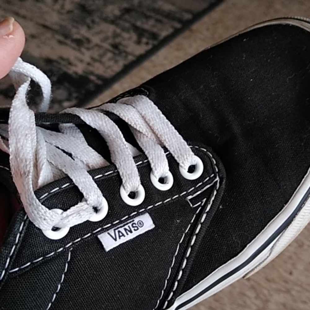 Shoes - Picture 3 of 6